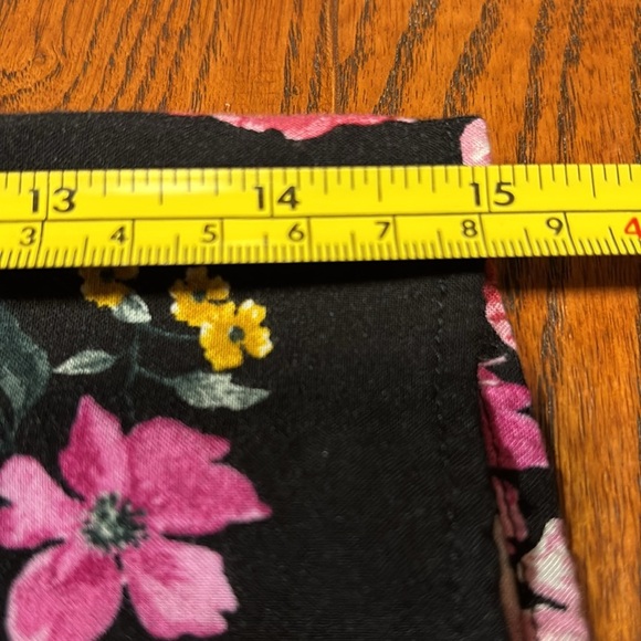 Torrid V-Neck Black W/Pink & Yellow Flowers Midi Dress Size 2 (18-20) - Picture 10 of 12
